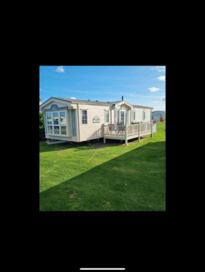 6 berth Waterside Ingoldmells S11 SANTANAVAN 2